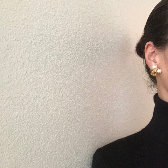 Tory Burch Earrings - Picture 7 of 7